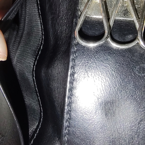 Prada leather keyholder compact VGUC - Picture 4 of 14